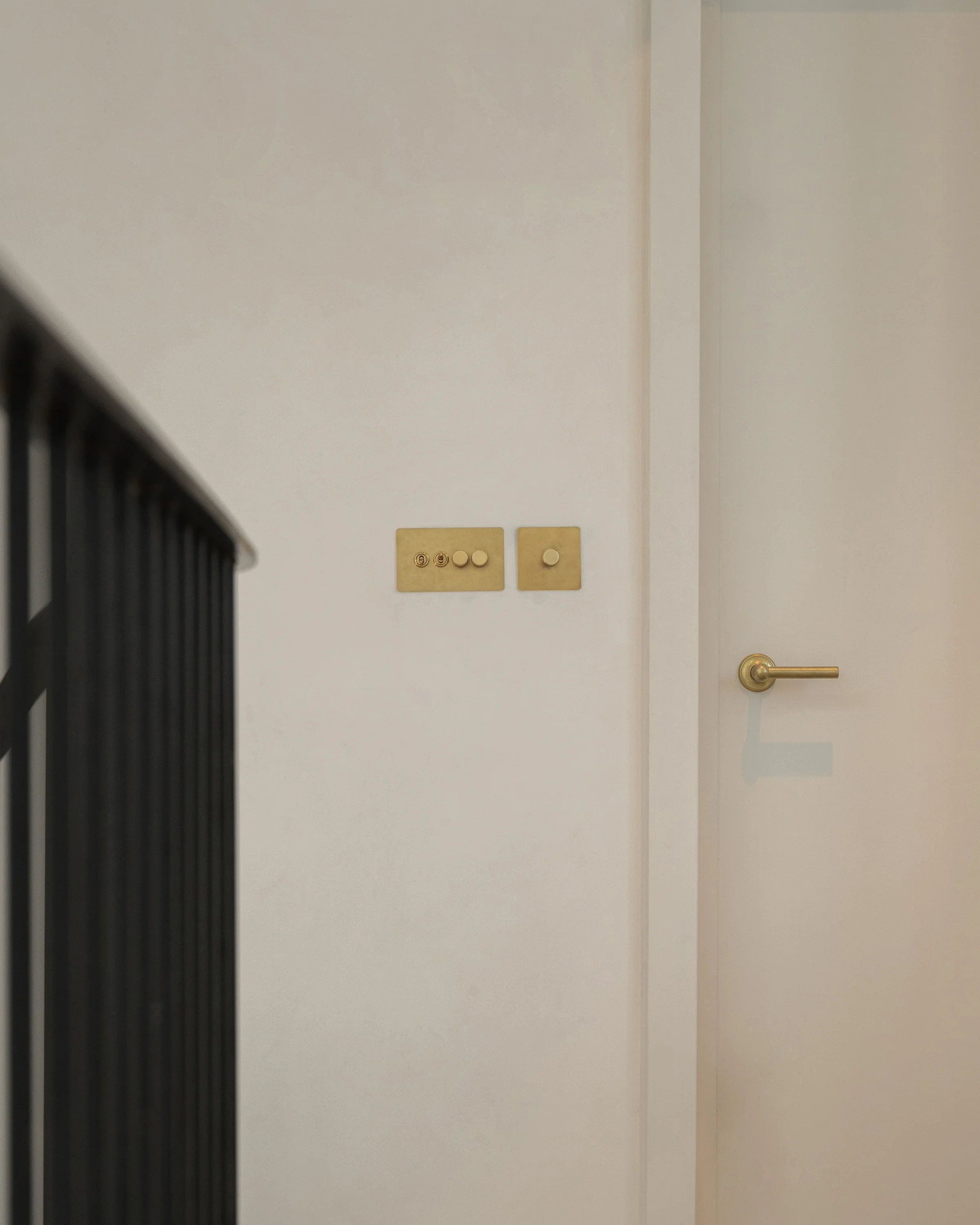 1G Two Way Dimmer Switch - Antique Brass - Image 6