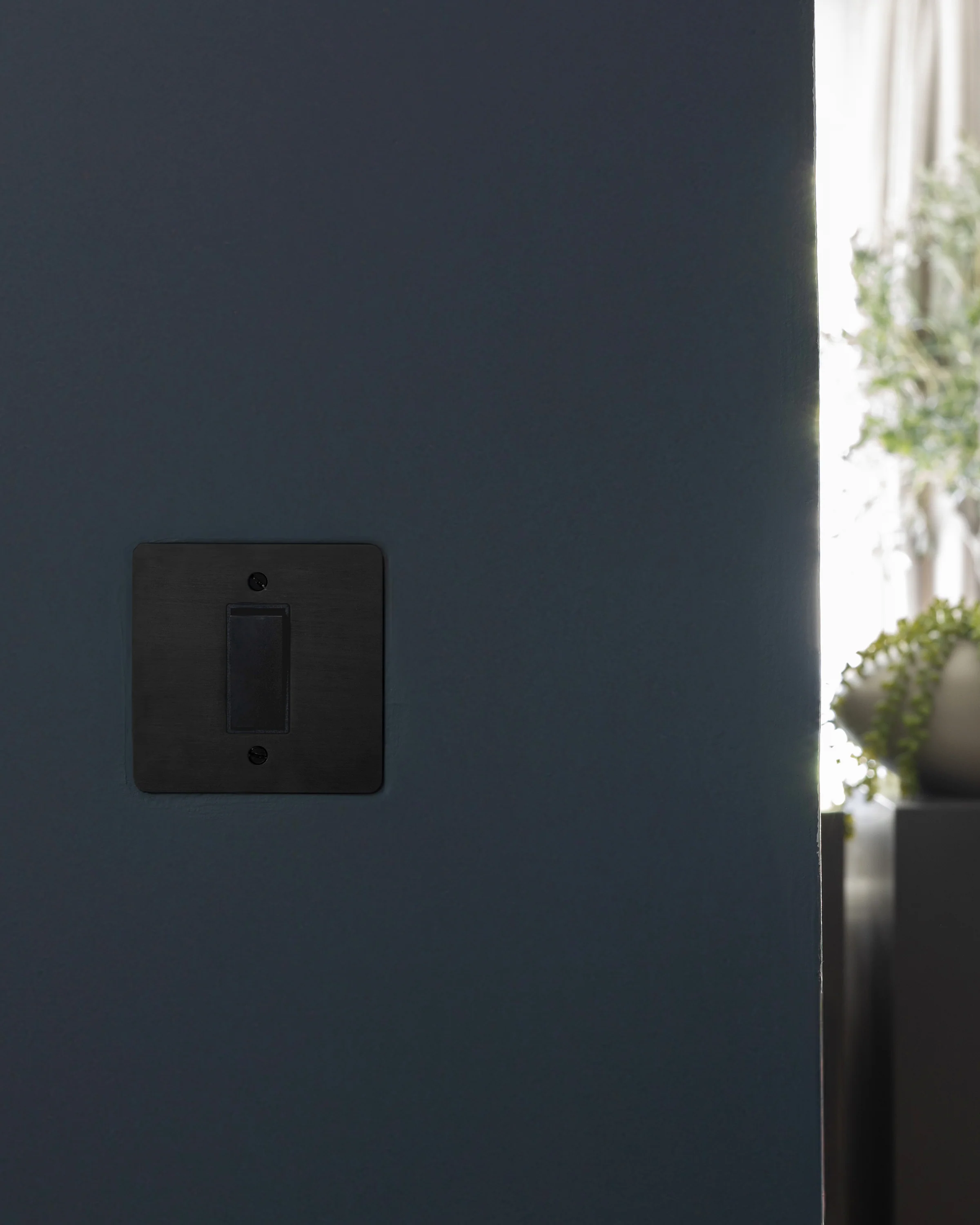 1G Two Way Rocker Switch - Bronze | Black - Image 3