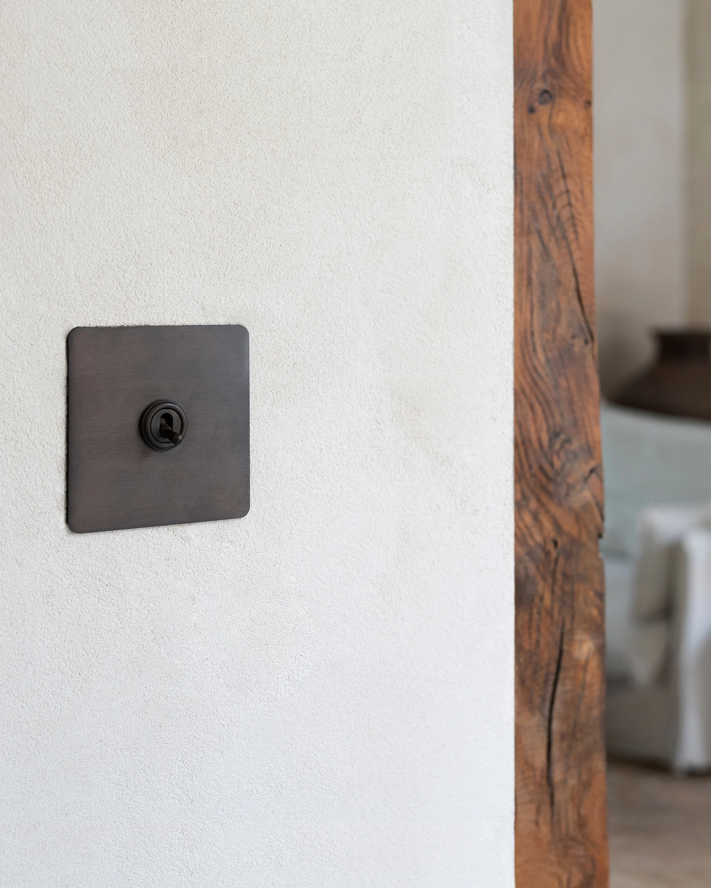 1G Two Way Toggle Switch - Bronze - Image 2