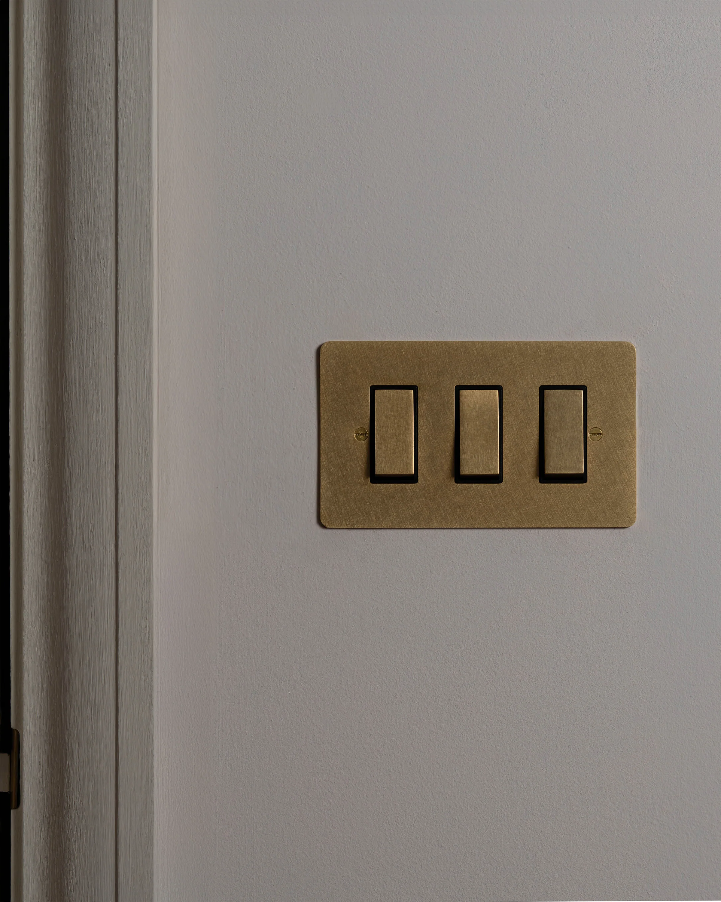 3G Two Way Rocker Switch - Antique Brass | Black - Image 3