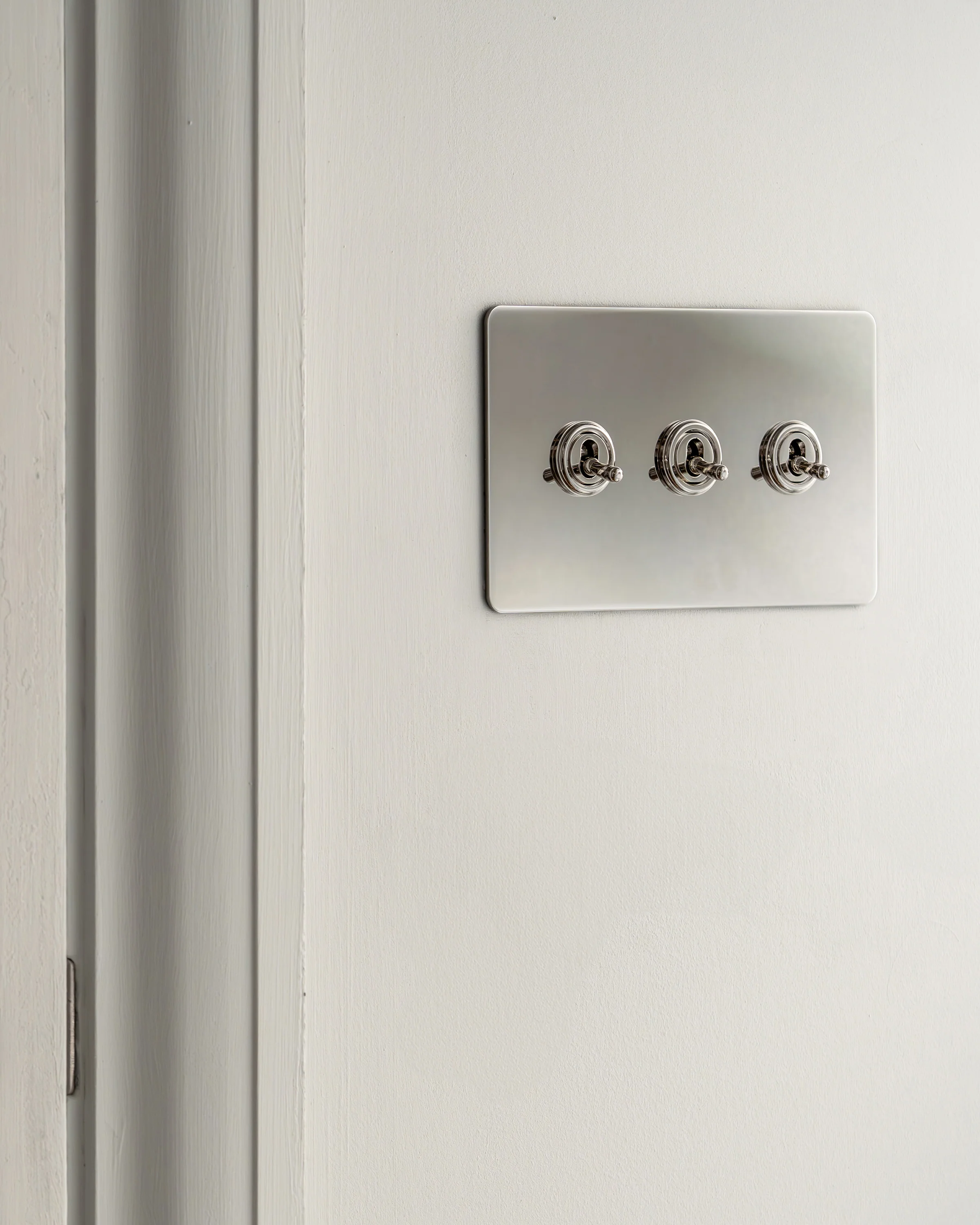 3G Two Way Toggle Switch - Polished Nickel - Image 4
