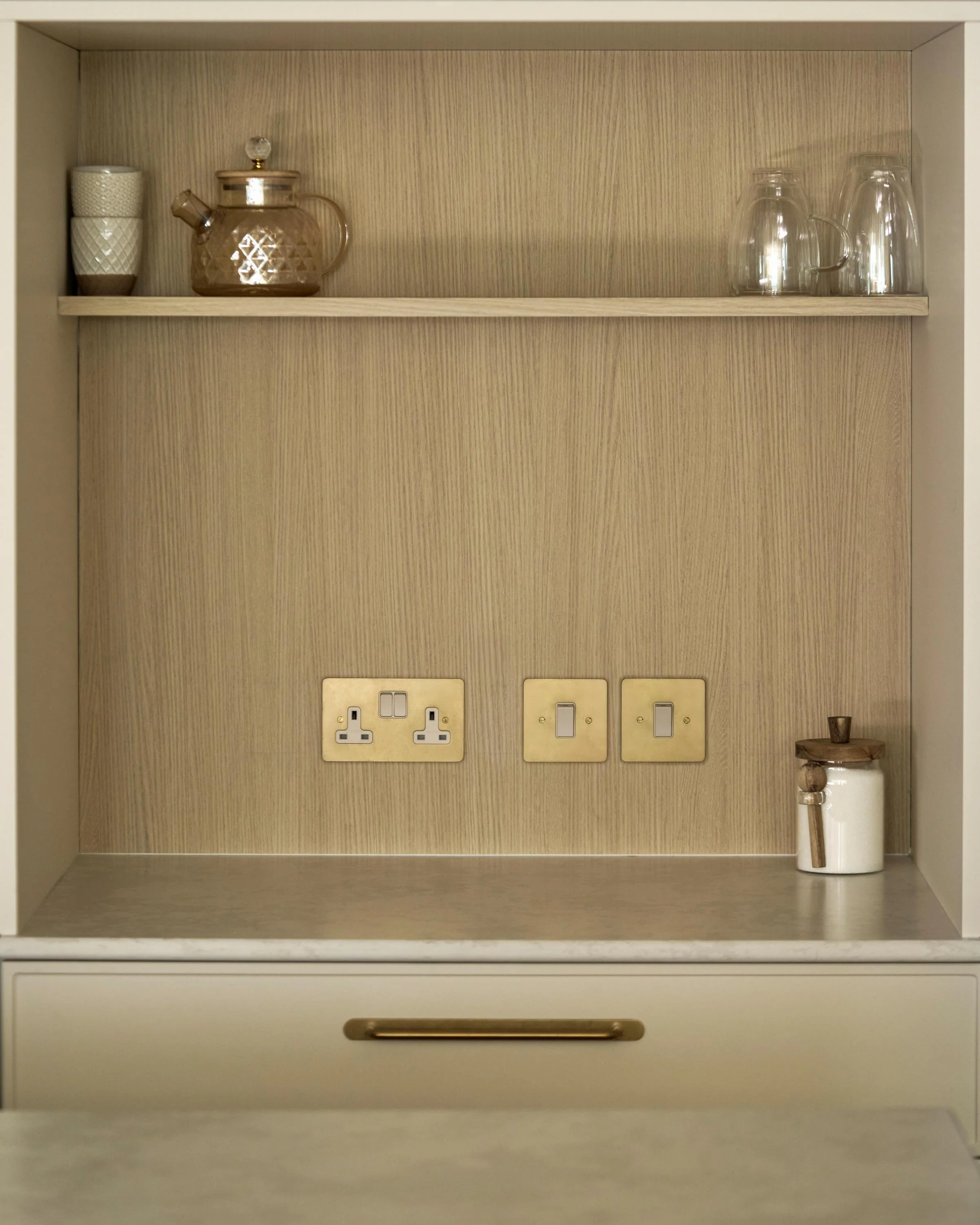 Single 45A Cooker Switch - Antique Brass | White - Image 3