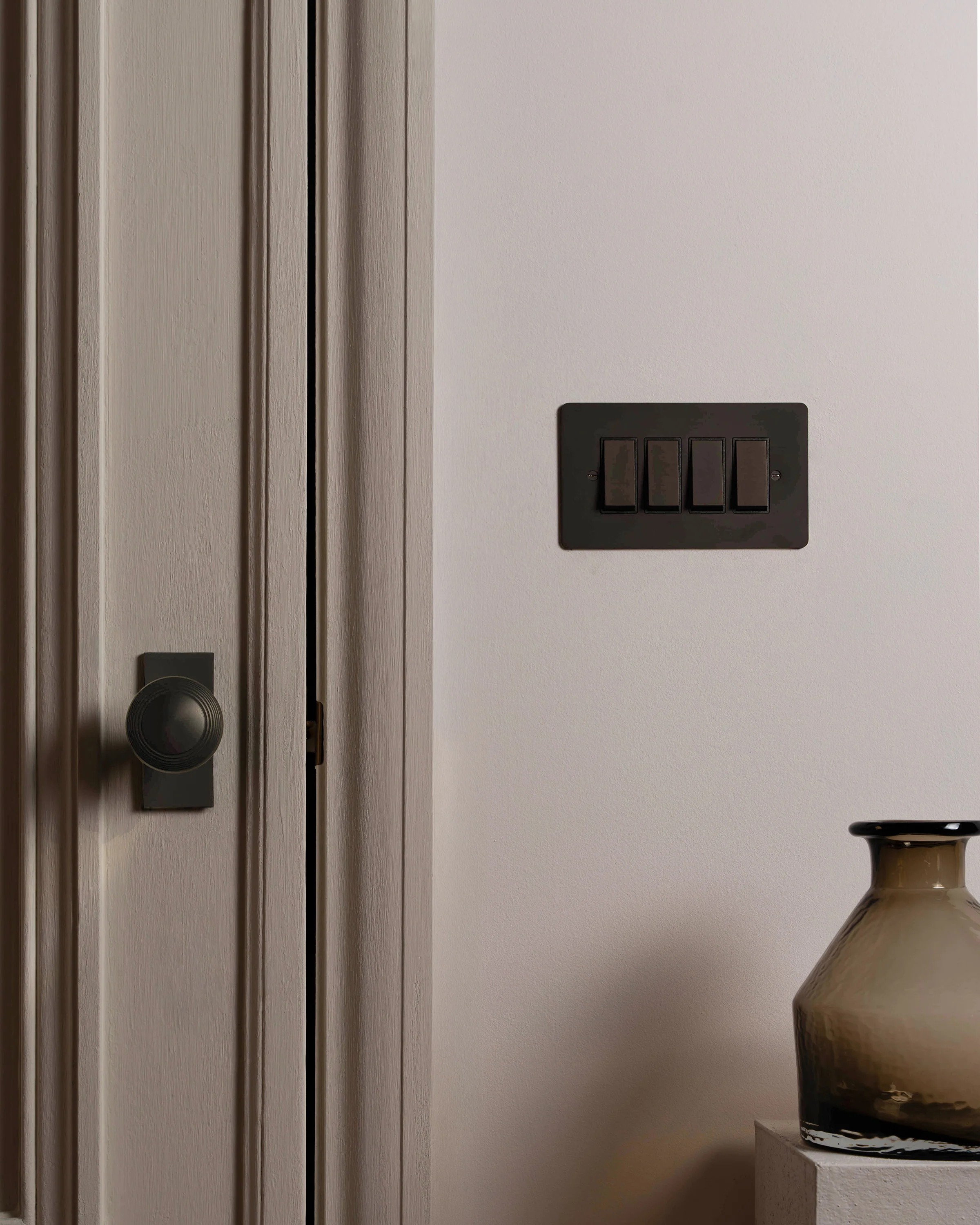 4G Two Way Rocker Switch - Bronze | Black - Image 4