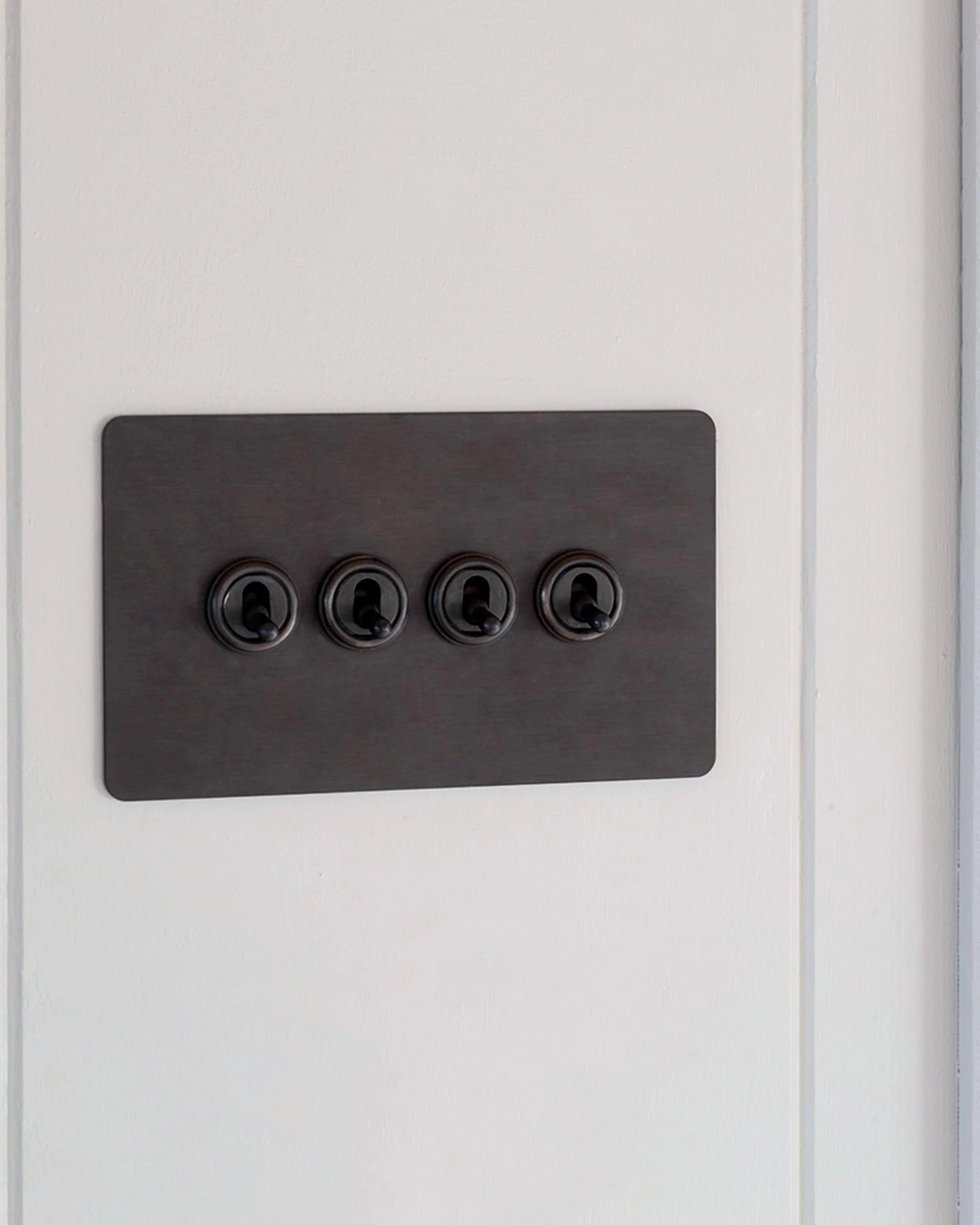 4G Two Way Toggle Switch - Bronze - Image 7