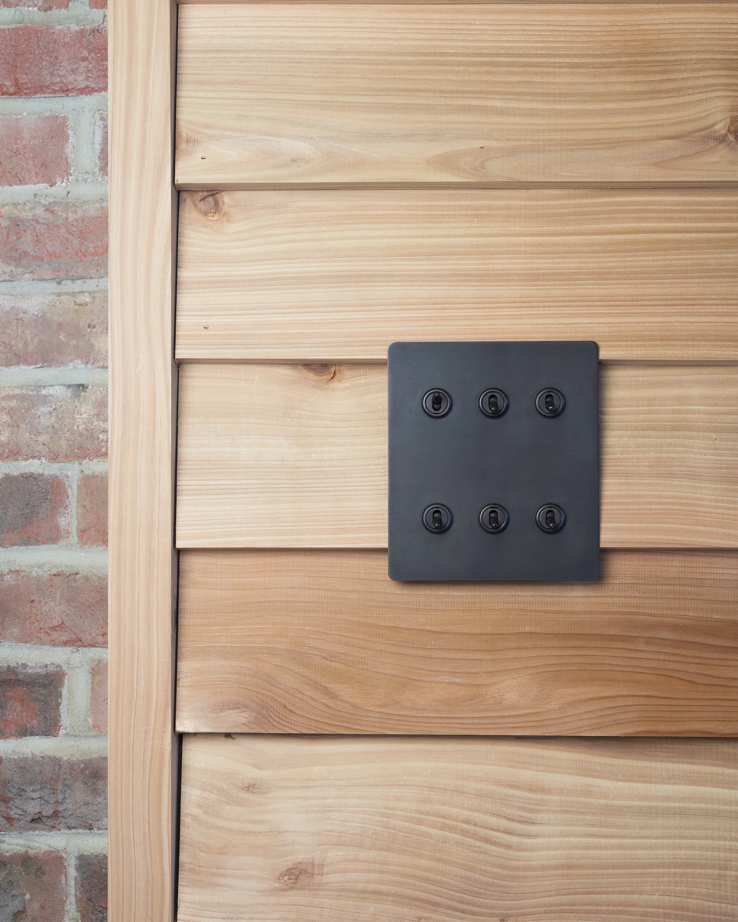 6G Two Way Toggle Switch - Bronze - Image 5