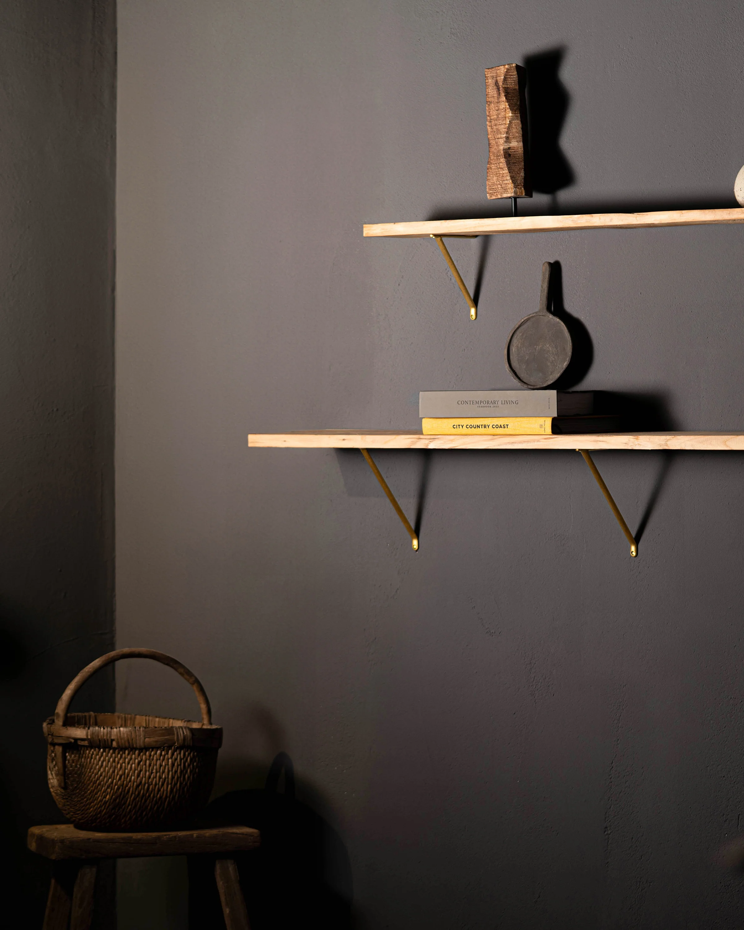 Brixton Shelf Bracket 200mm – Antique Brass - Image 2