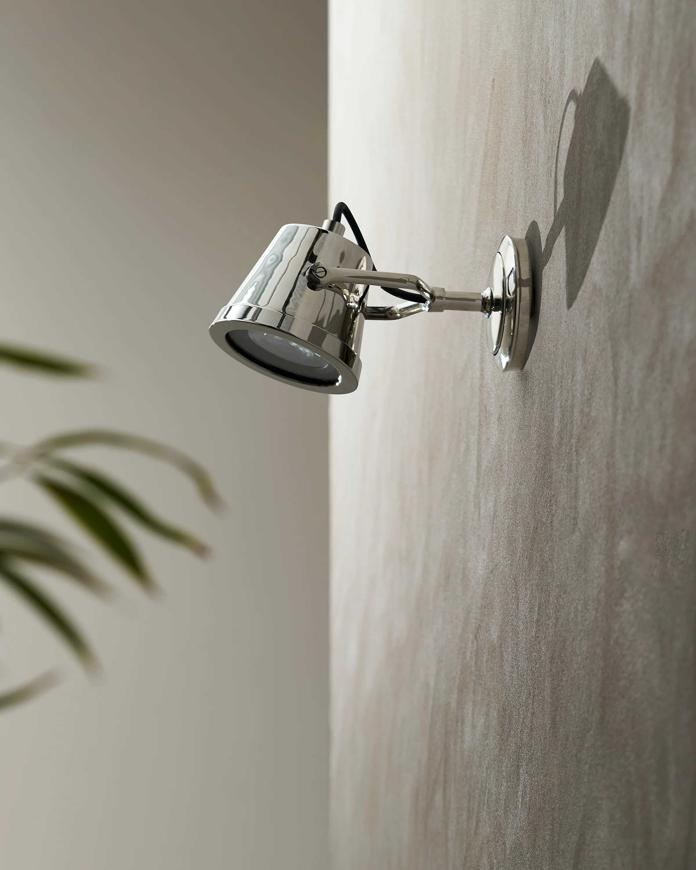 Cambridge Wall Floodlight – Polished Nickel - Image 3