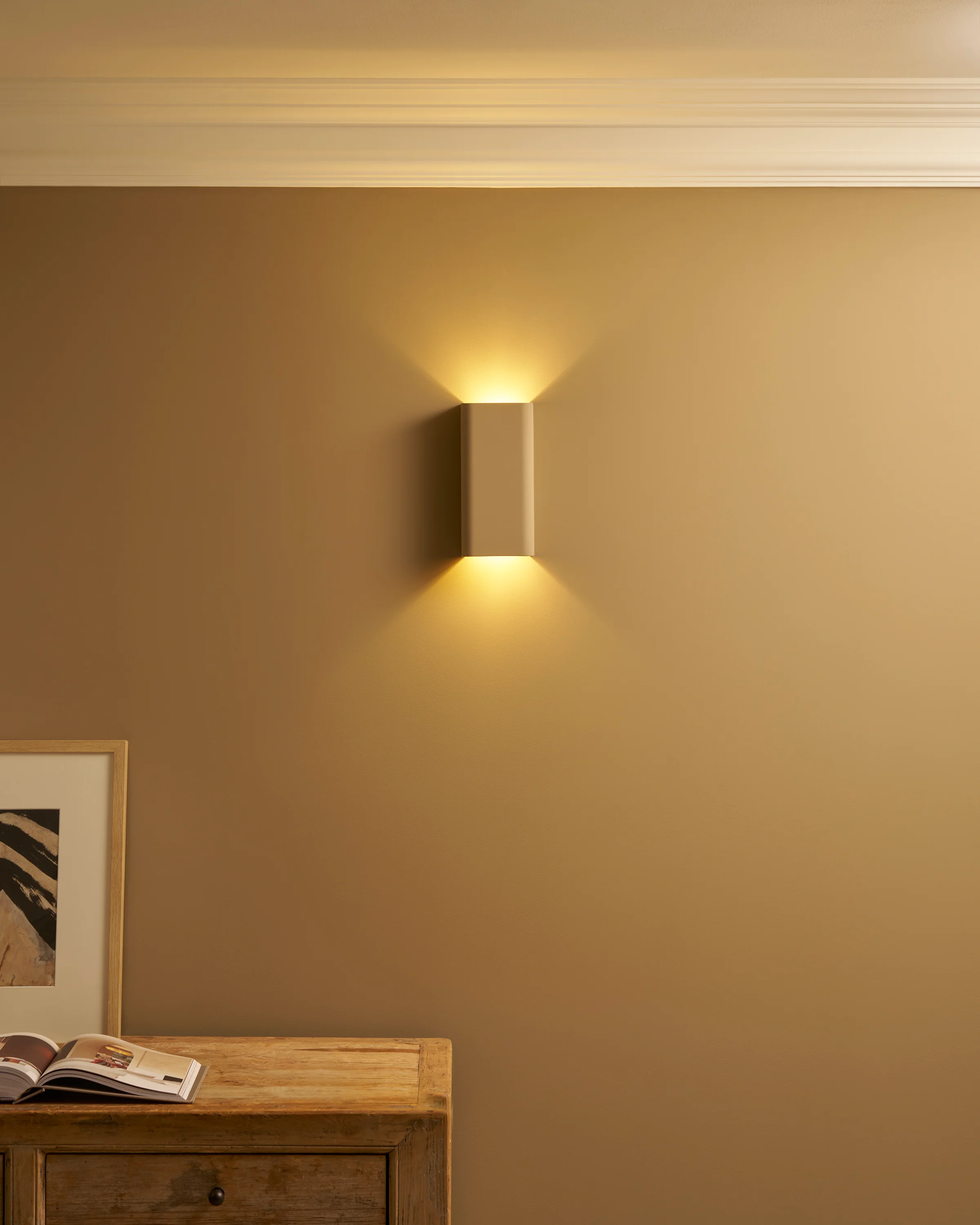 Camden Portrait Dual Wall Light – Paintable - Image 8