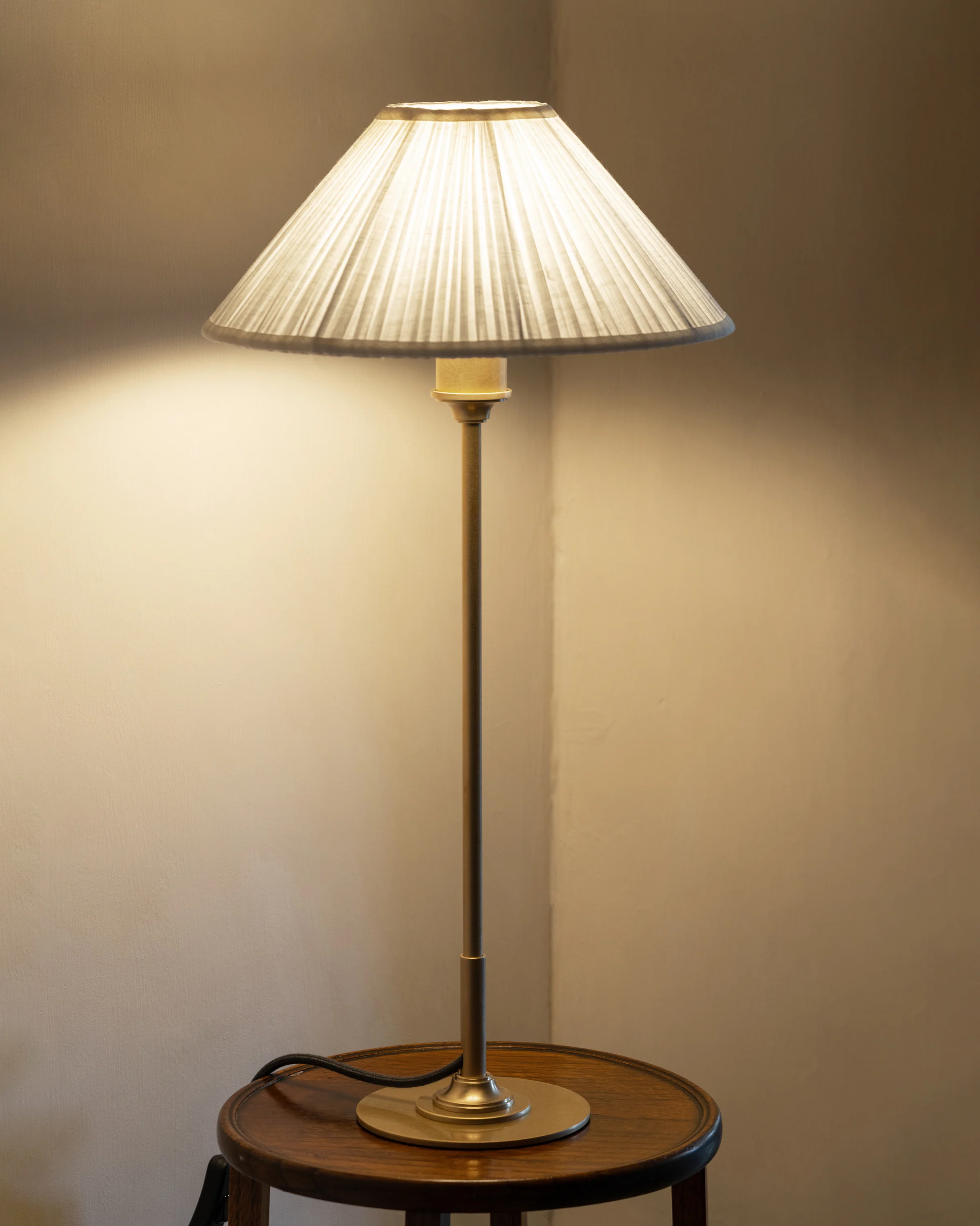 Cotswold Medium Table Lamp Pleated Alabaster White - Antique Brass - Image 3