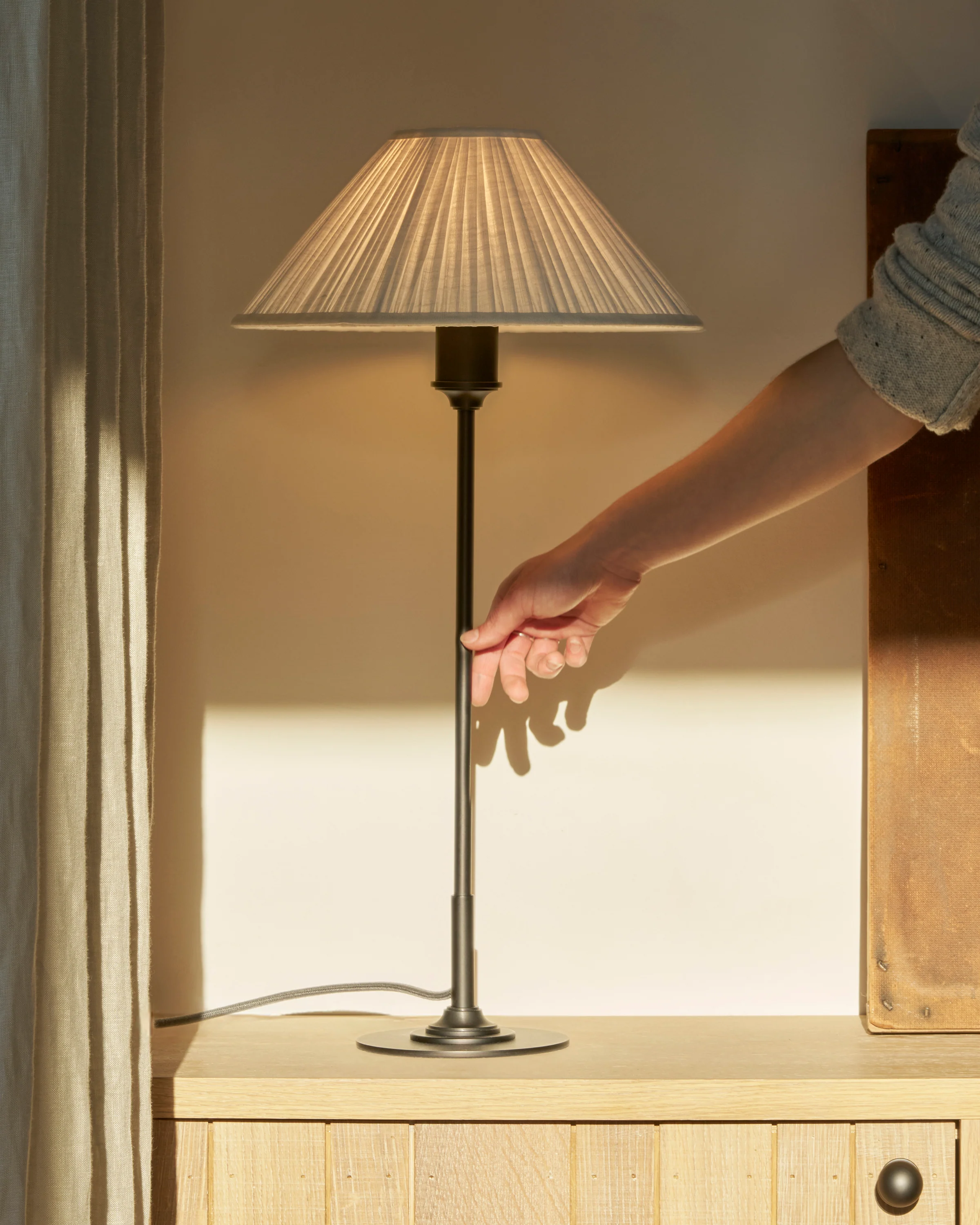 Cotswold Medium Table Lamp Pleated Alabaster White - Bronze - Image 3