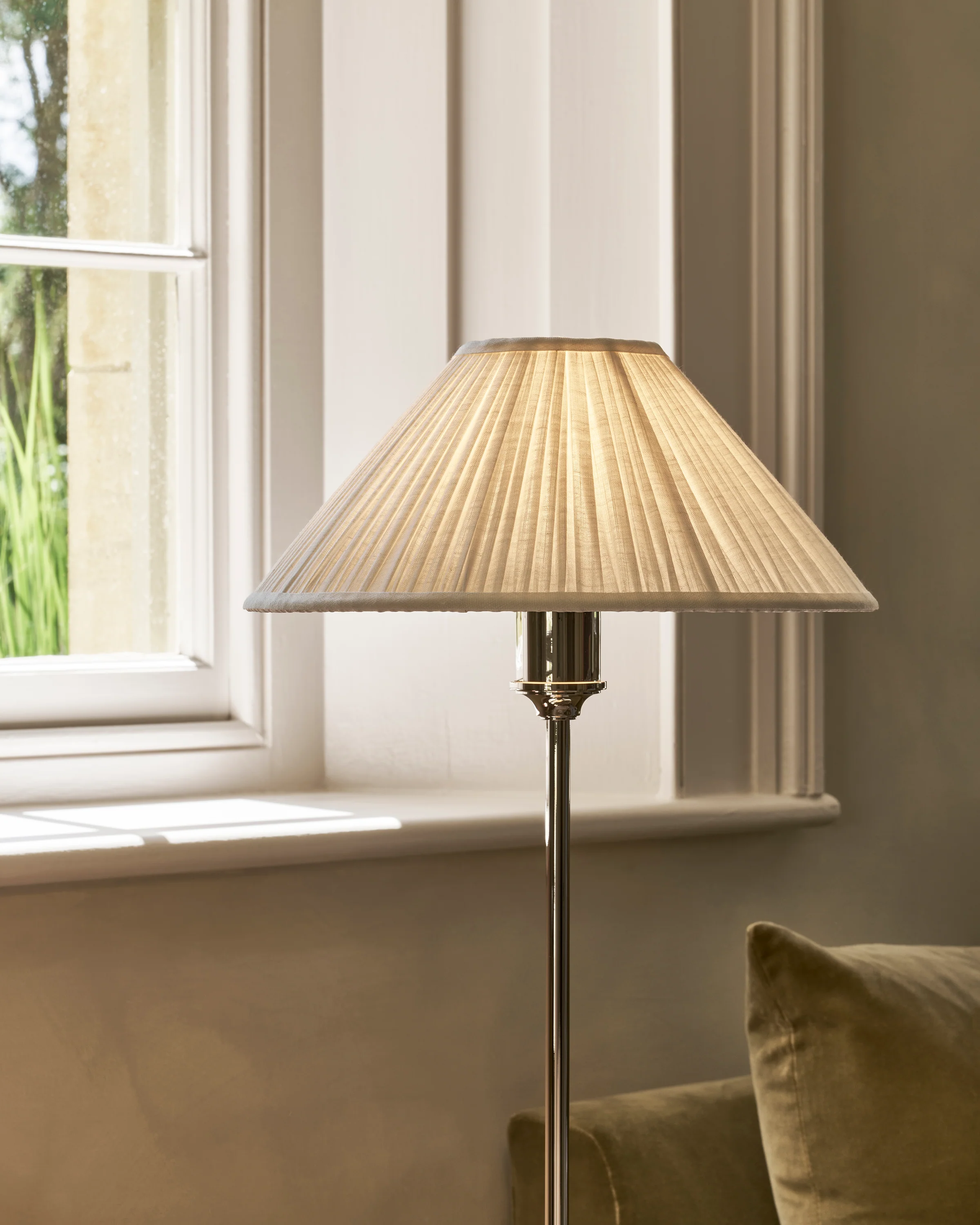 Cotswold Medium Table Lamp Pleated Alabaster White - Polished Nickel - Image 7