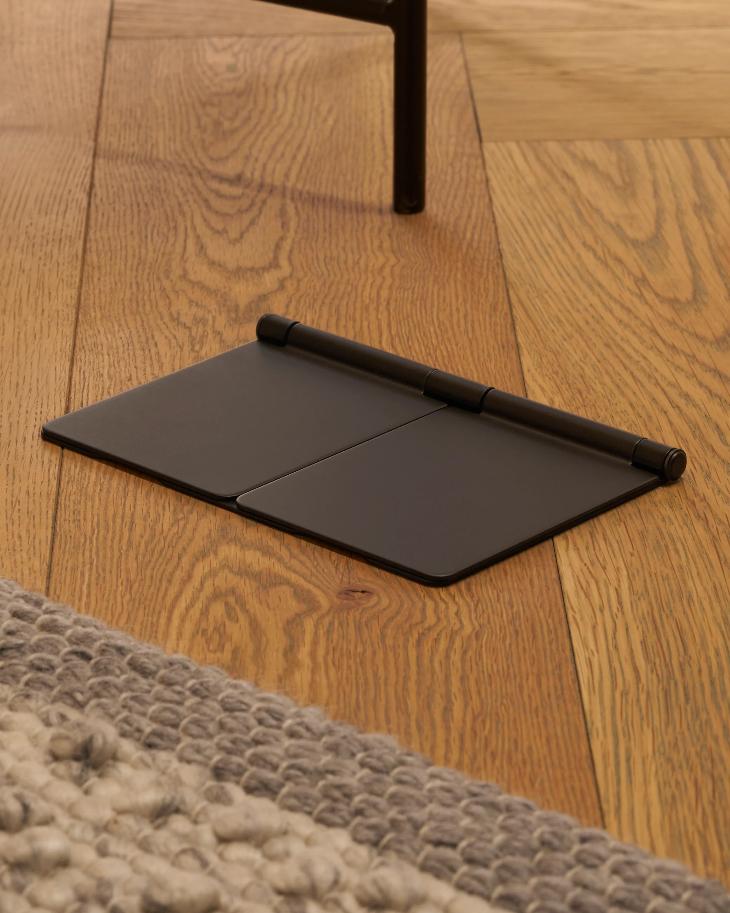 Double 13A & 5A Floor Socket - Bronze | Black - Image 5