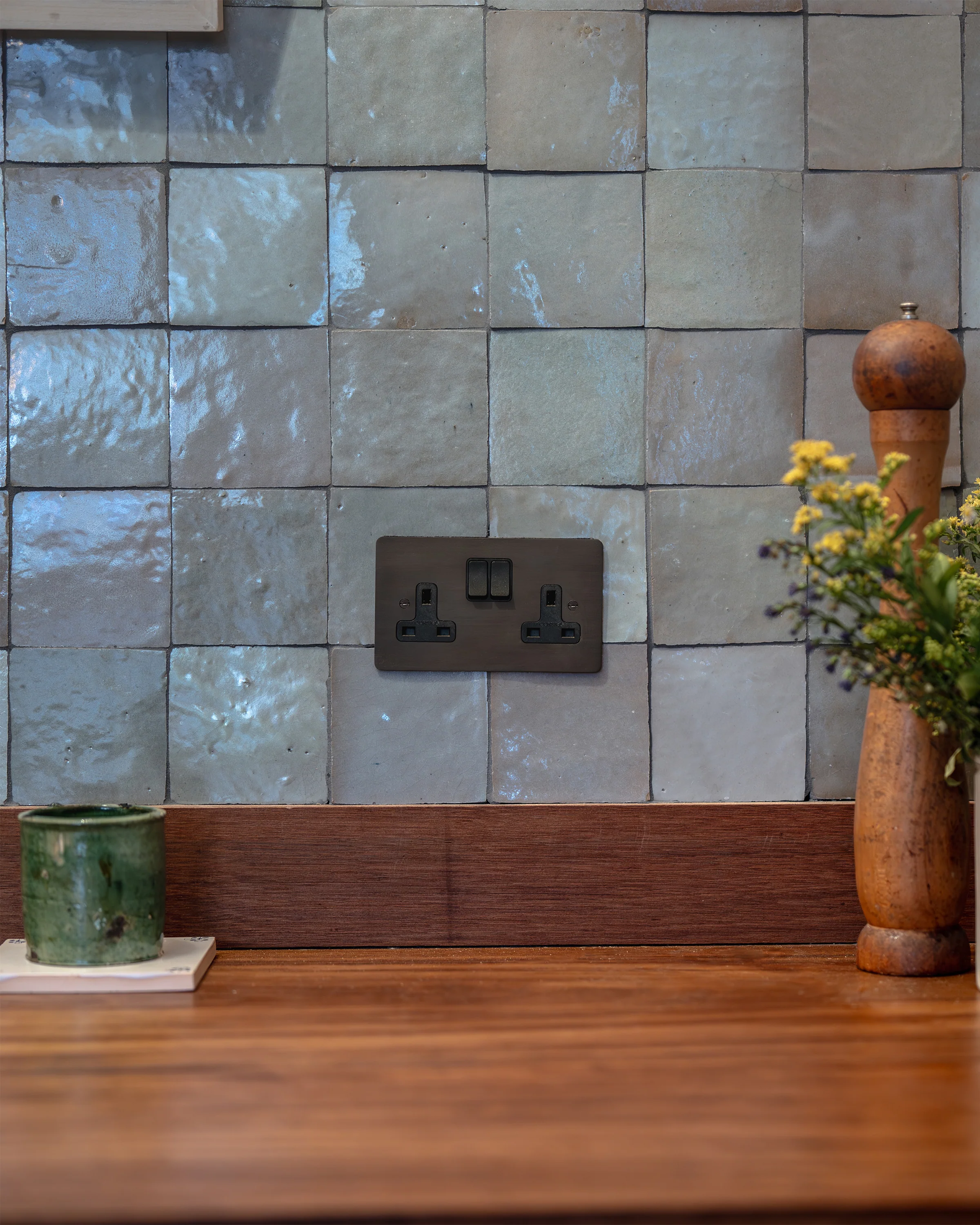 Double Socket - Bronze | Black - Image 2