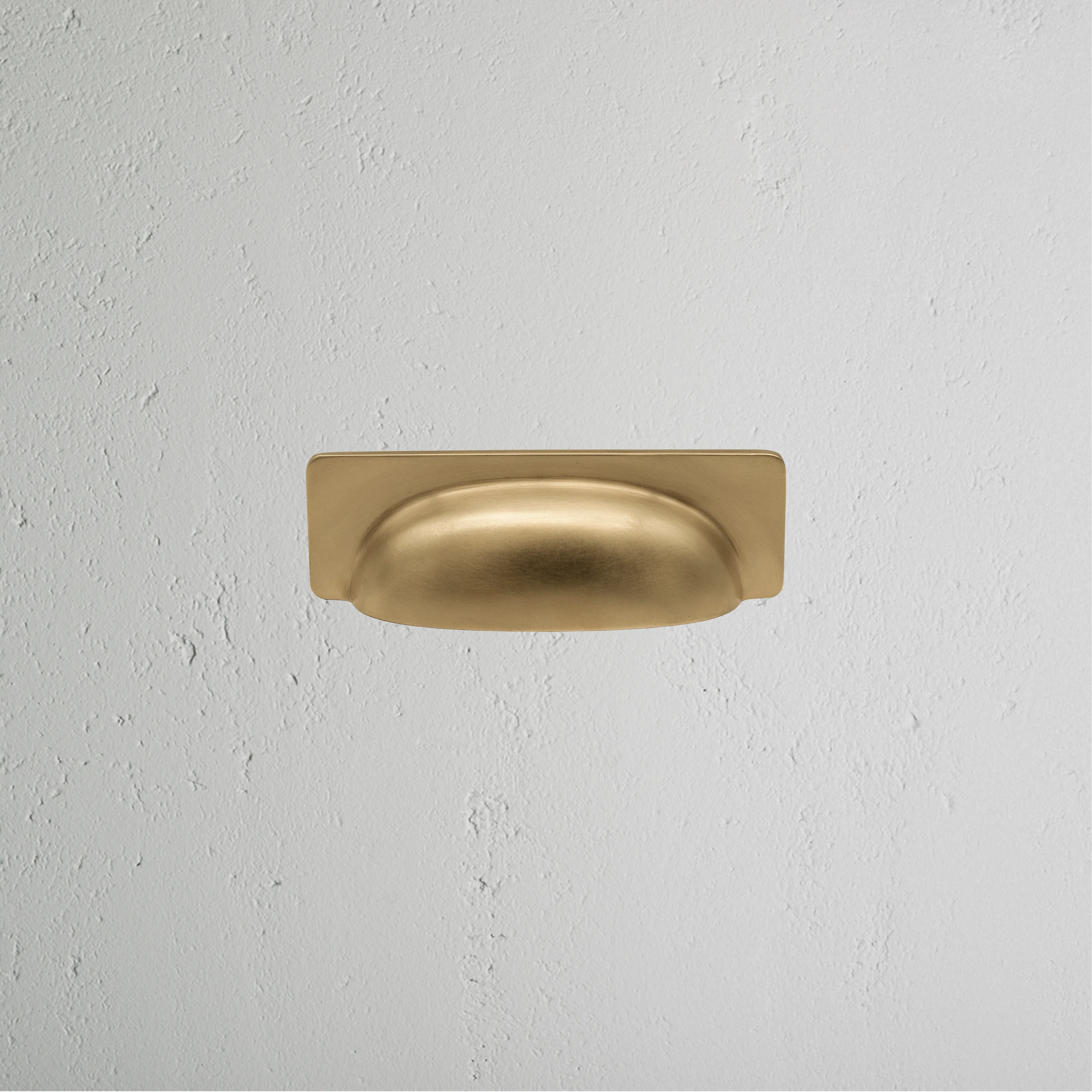 Elm Cup Handle Small - Antique Brass