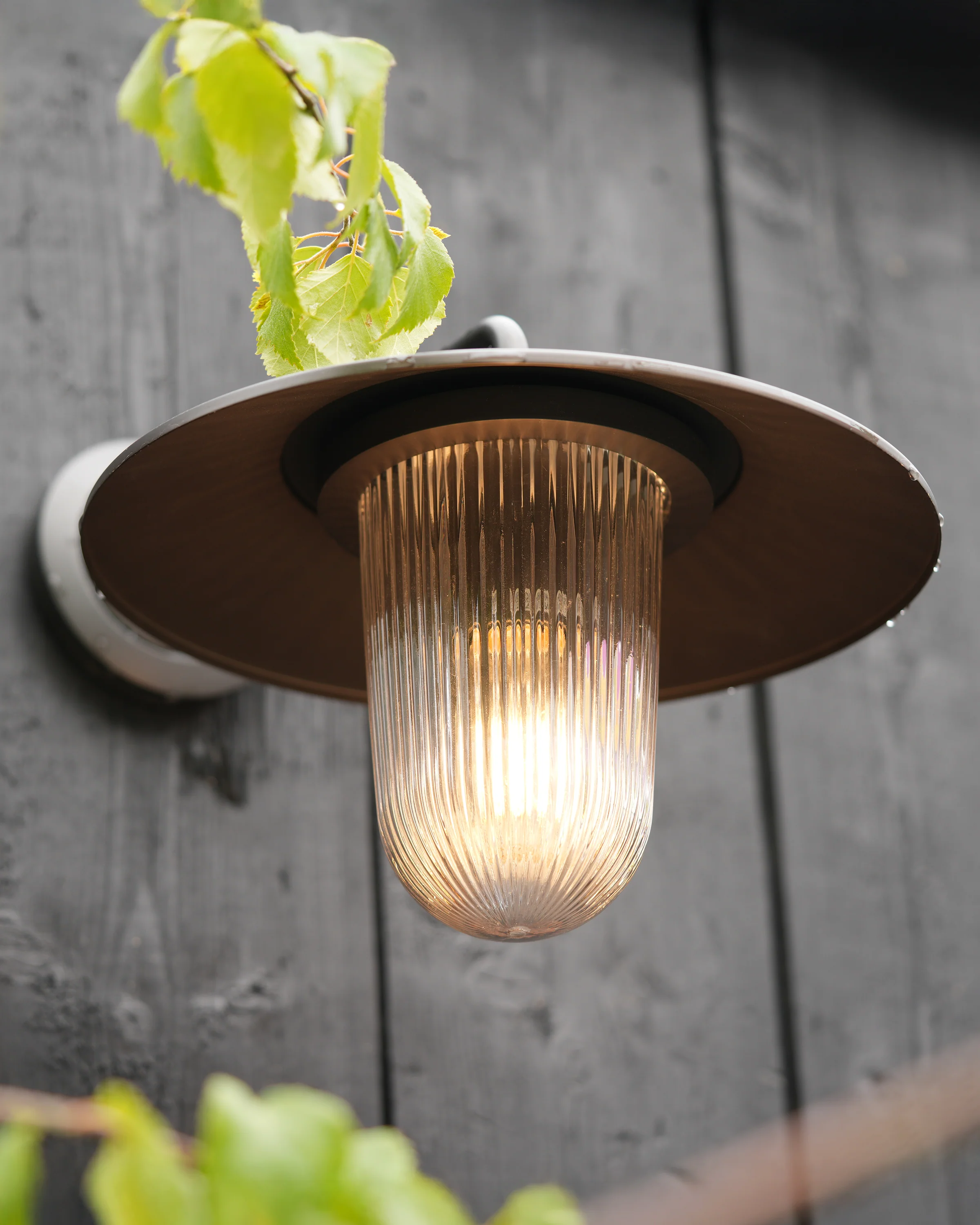 Kensington Wall Light Fluted Glass – Bronze - Image 7