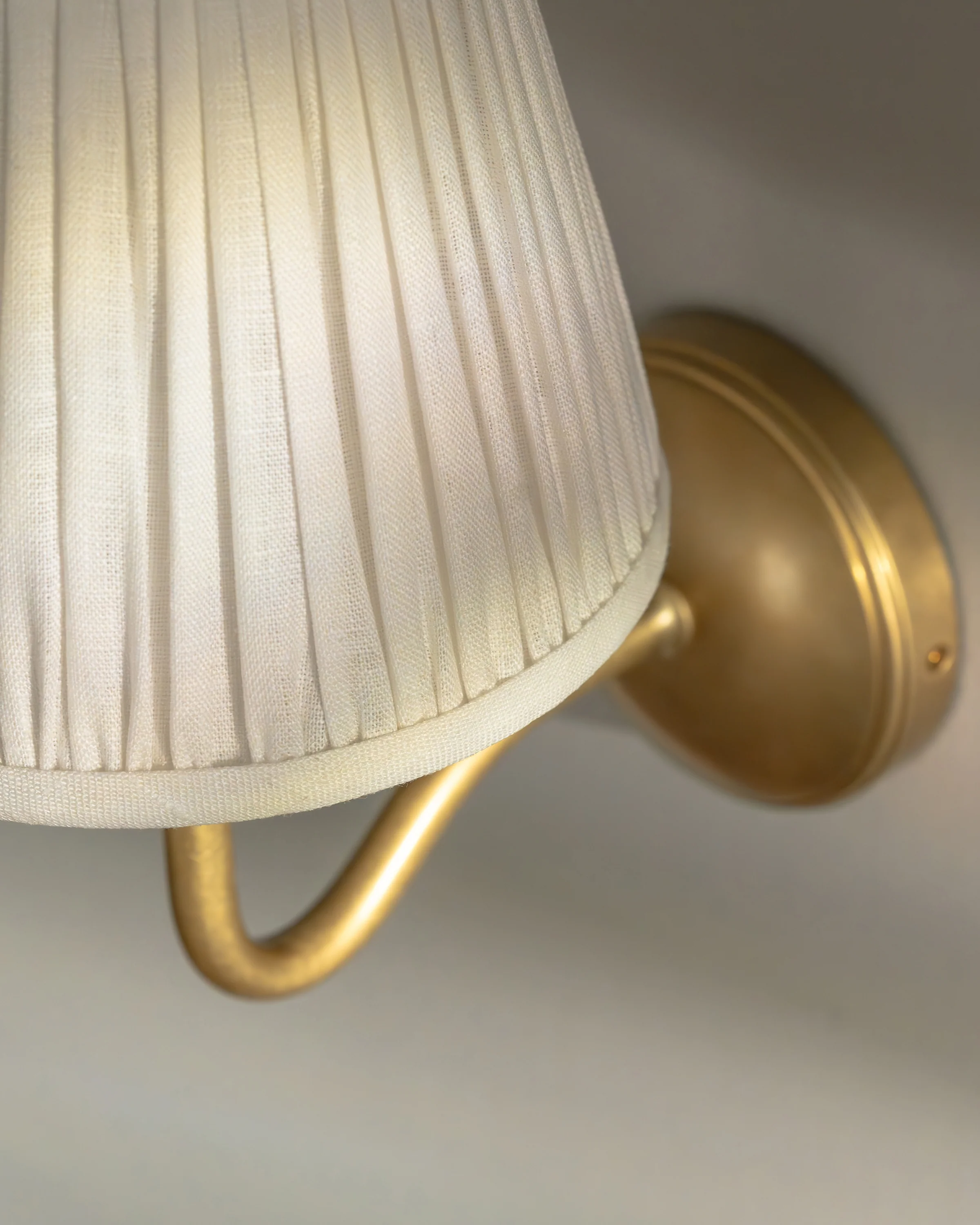 Malvern Medium Wall Light Alabaster White - Antique Brass - Image 6