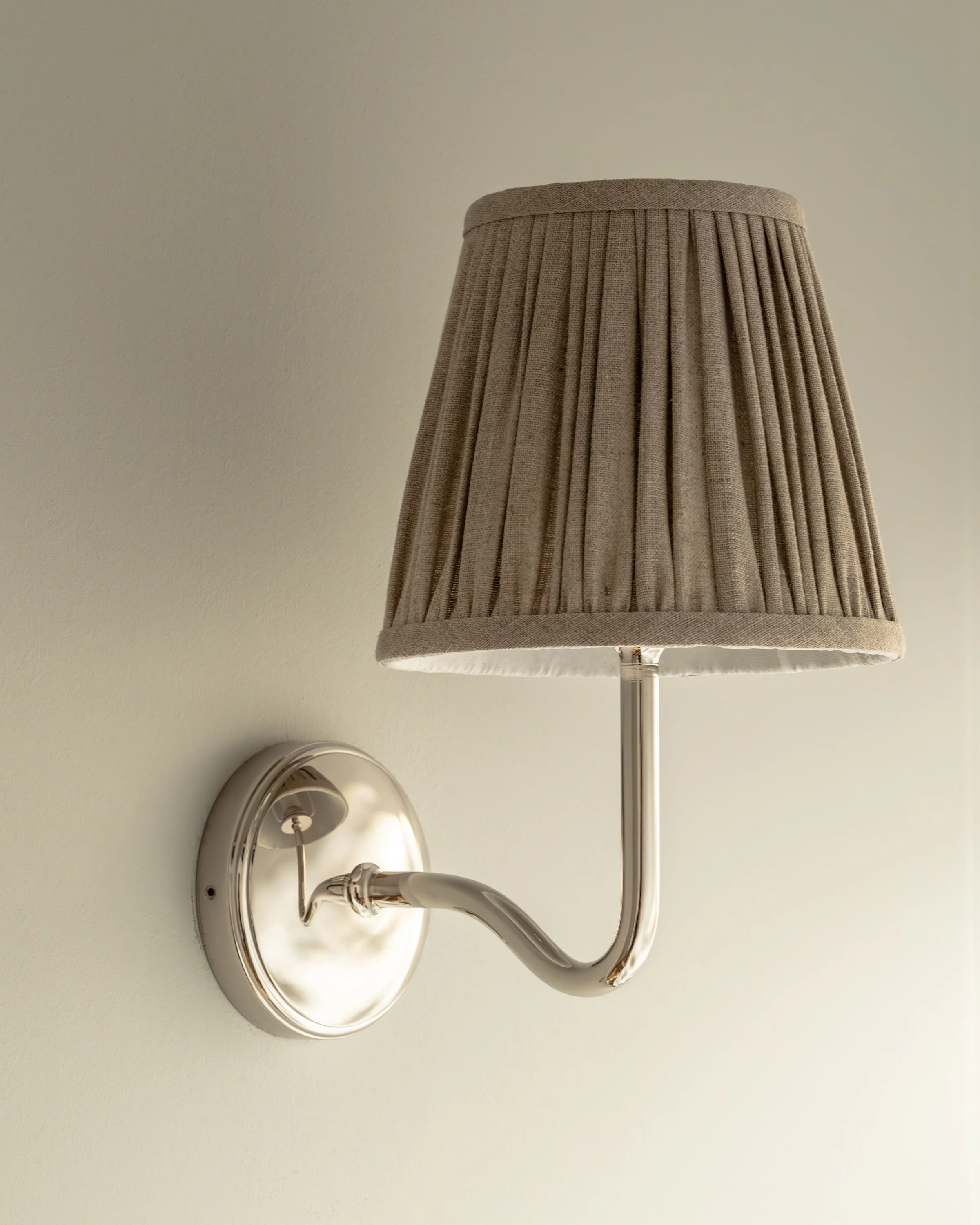 Malvern Medium Wall Light Natural Beige - Polished Nickel - Image 4