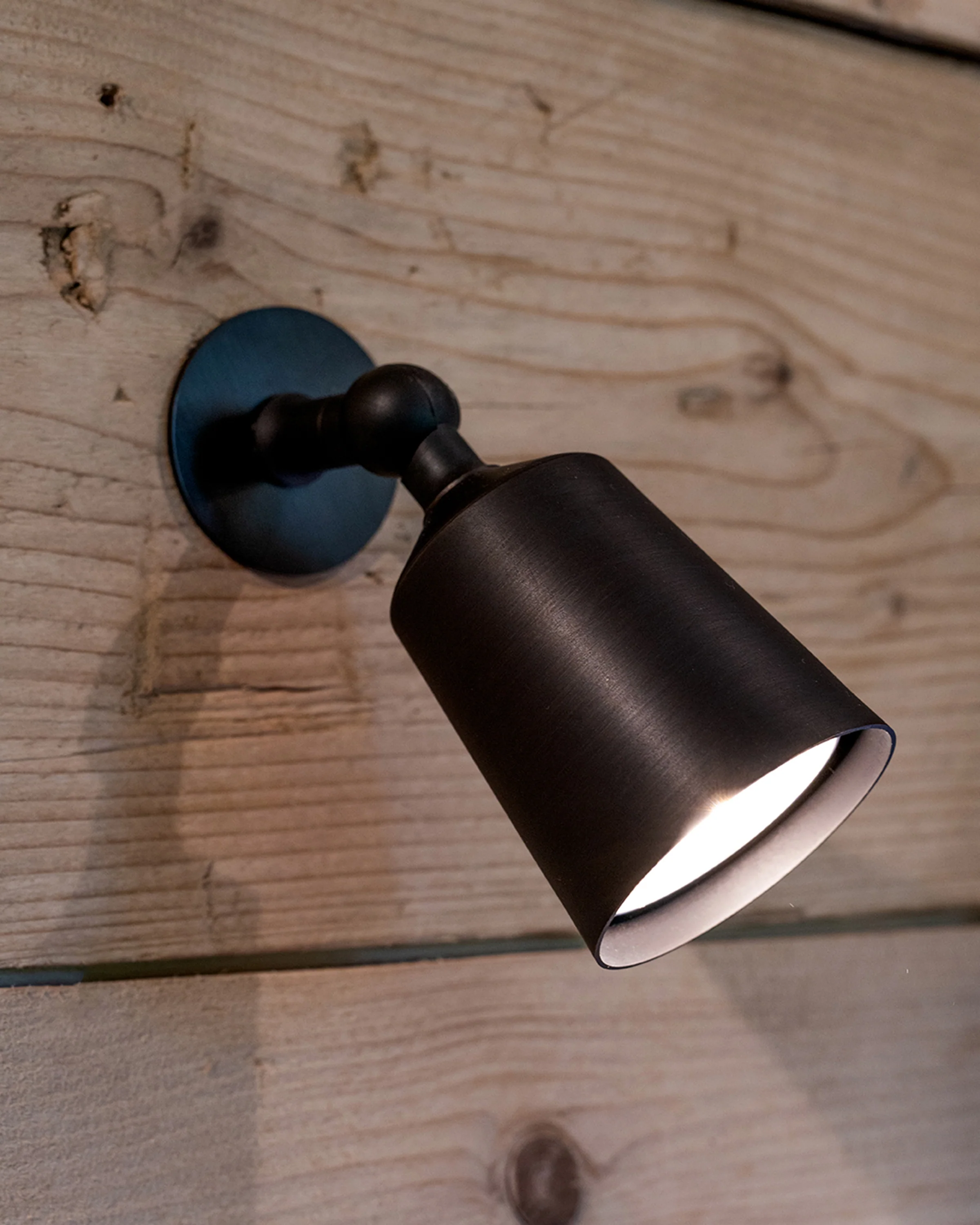 Perryn Single Medium Spotlight – Bronze - Image 5