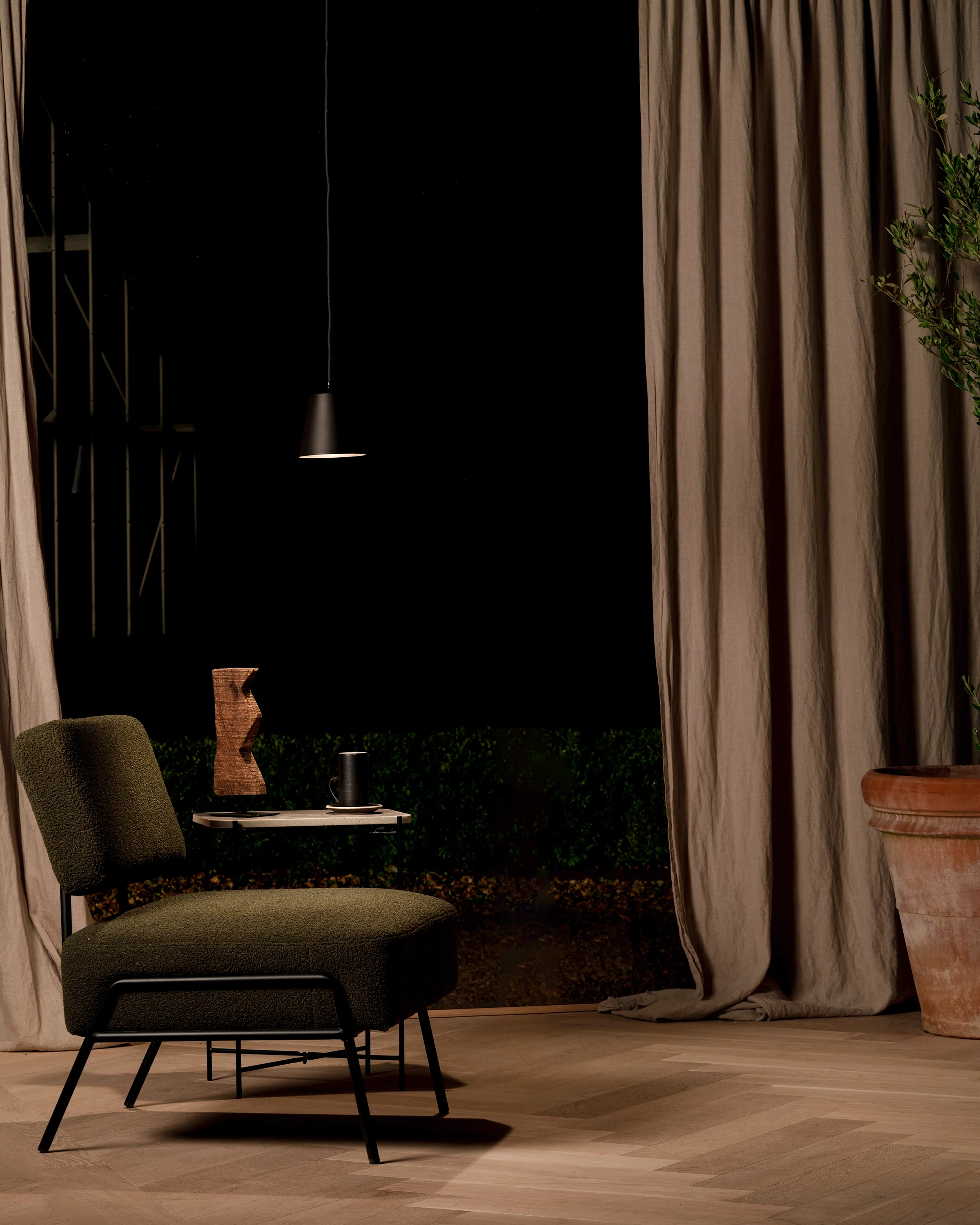 Richmond Medium Pendant Light - Bronze - Image 3
