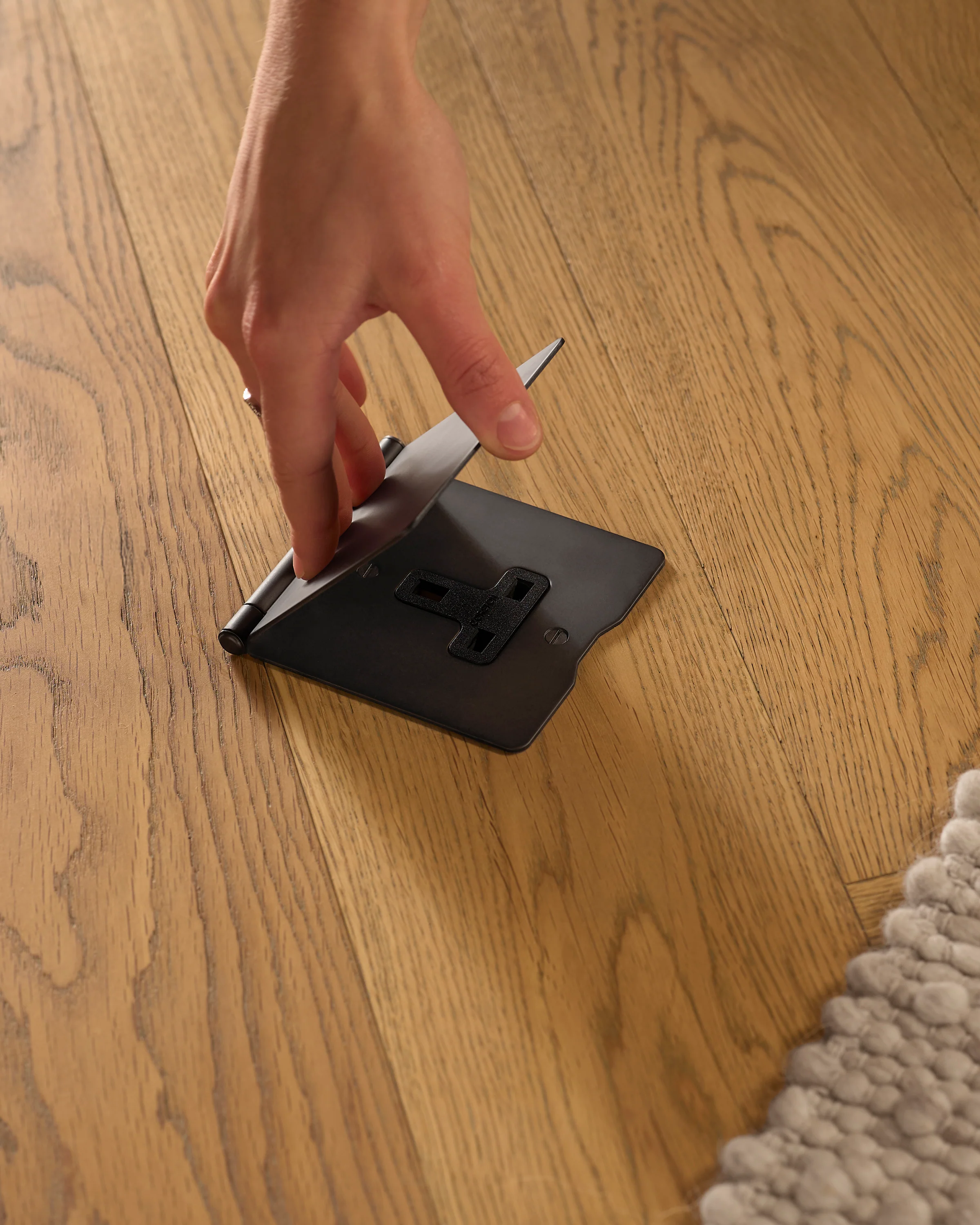 Single 13A Floor Socket - Bronze | Black - Image 3