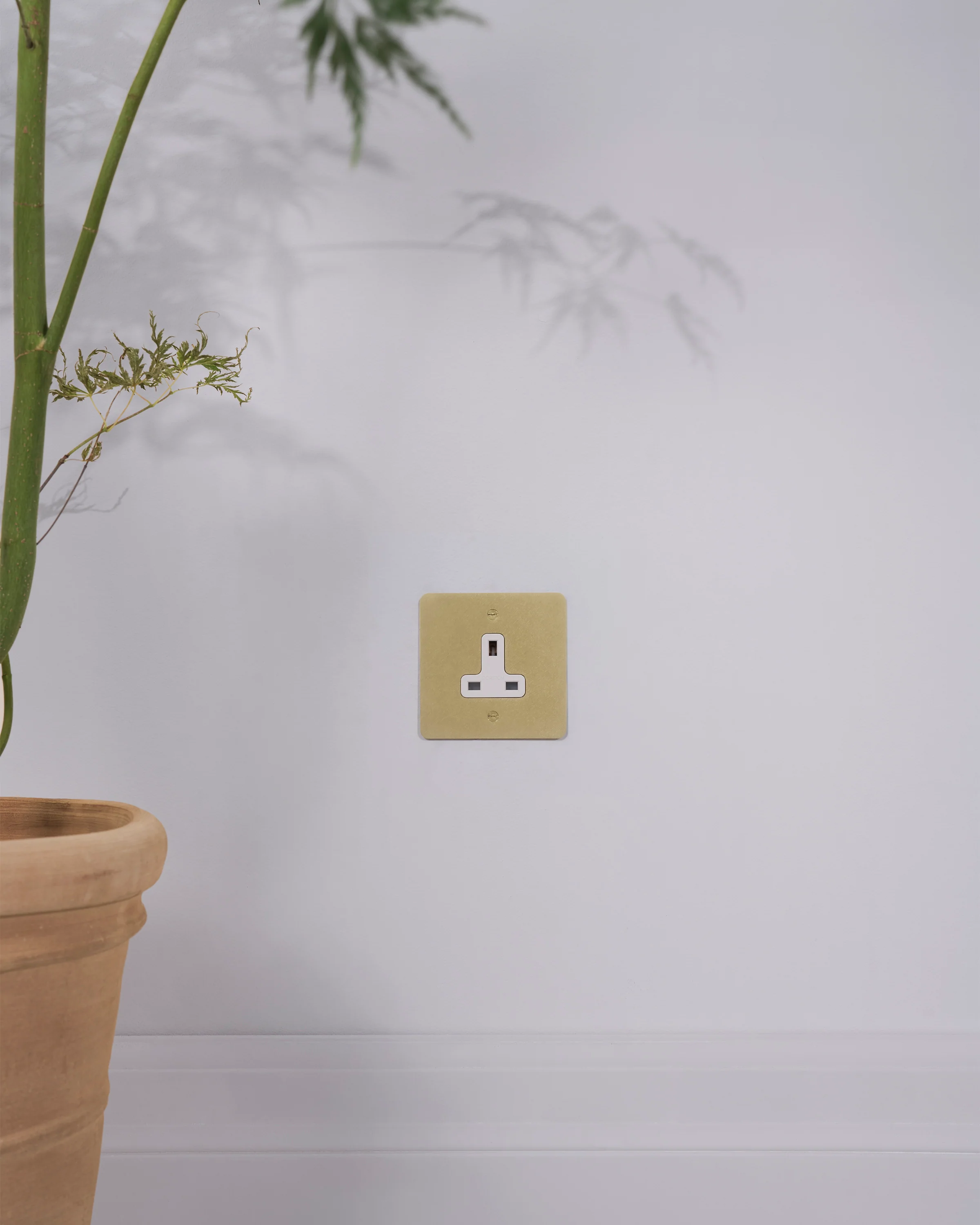 Single 13A Unswitched Socket - Antique Brass | White - Image 2