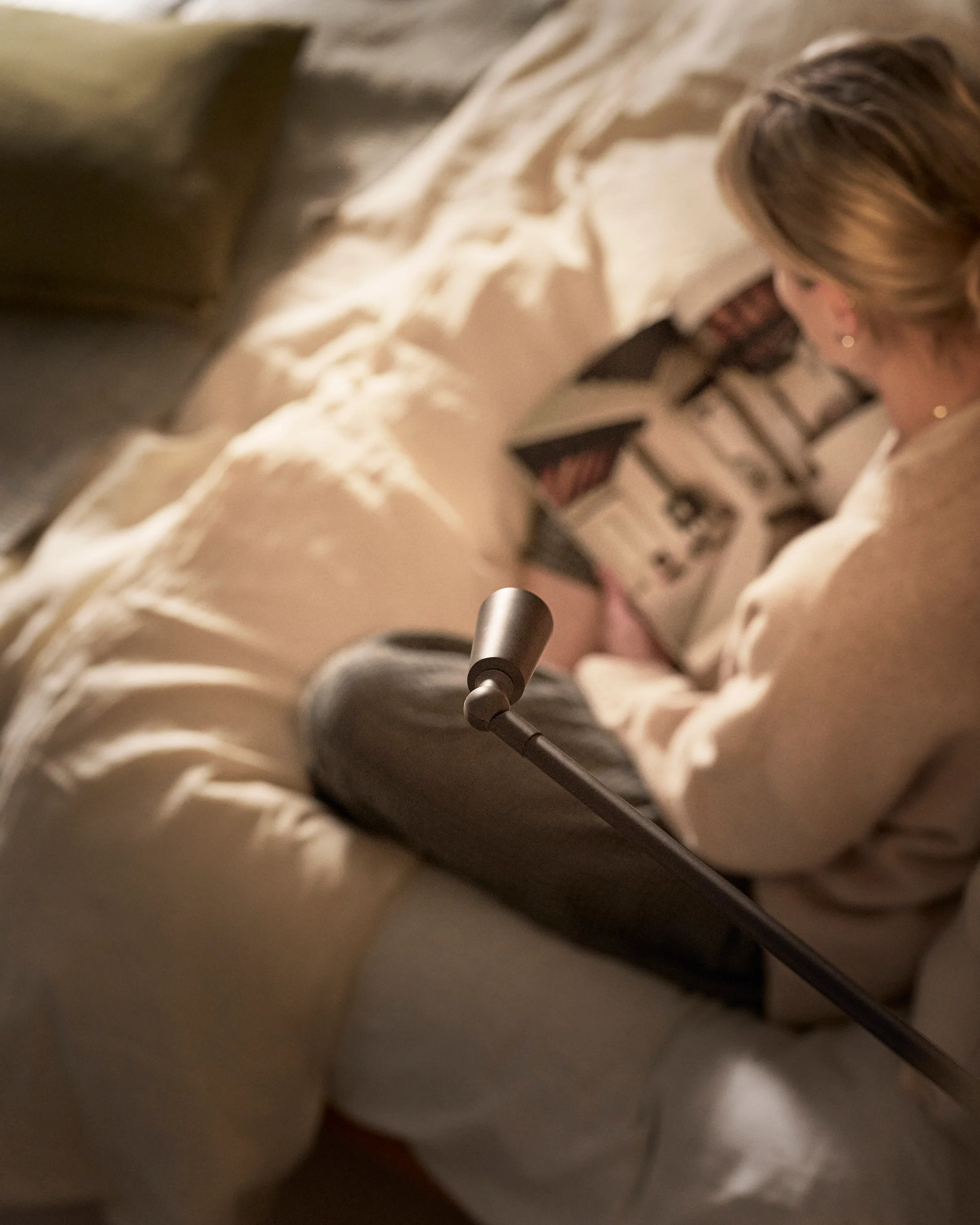 Sloane 2G Toggle Switch & USB-C Reading Light - Bronze - Image 8