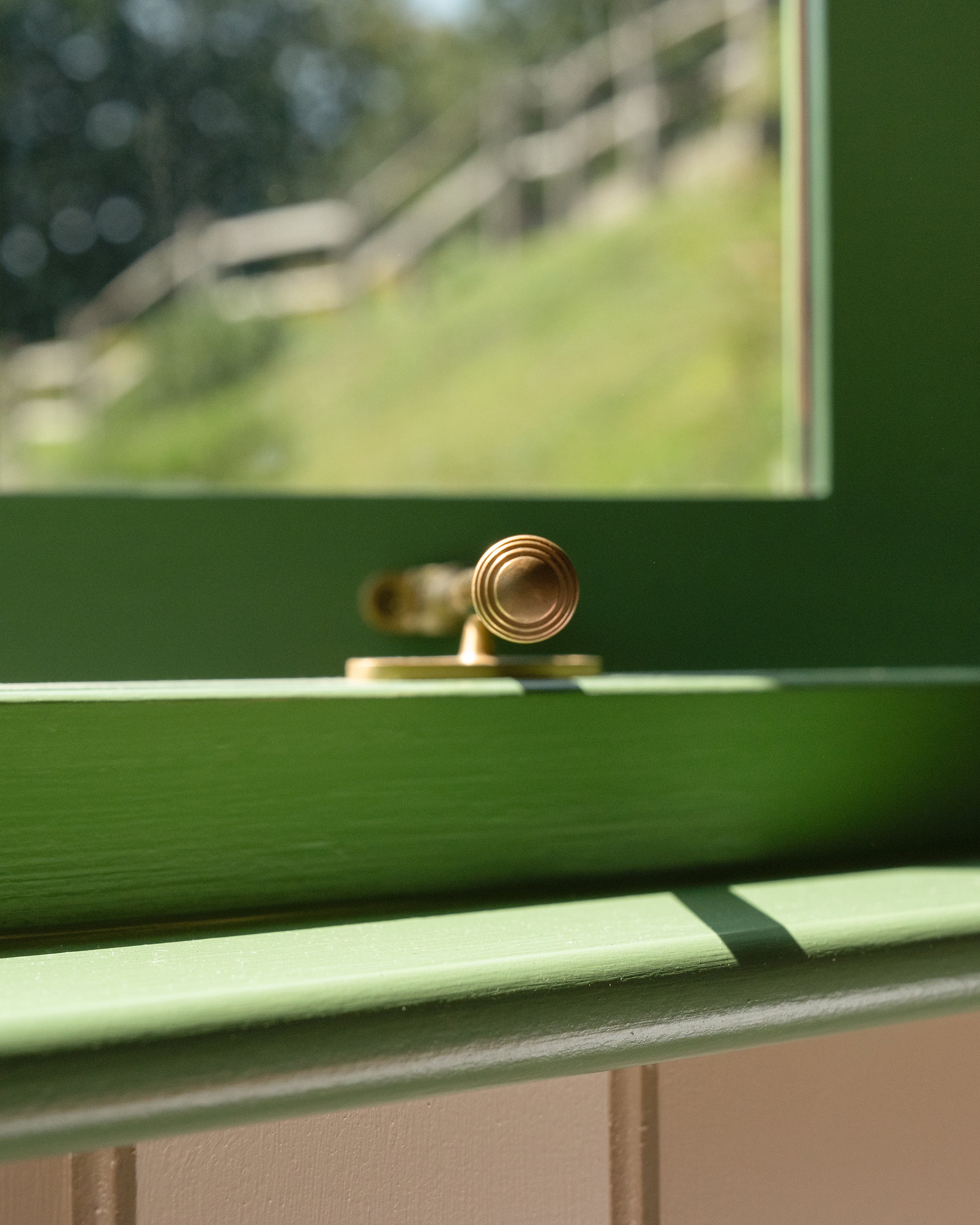 Southbank Casement Window Stay 275mm - Antique Brass - Image 4