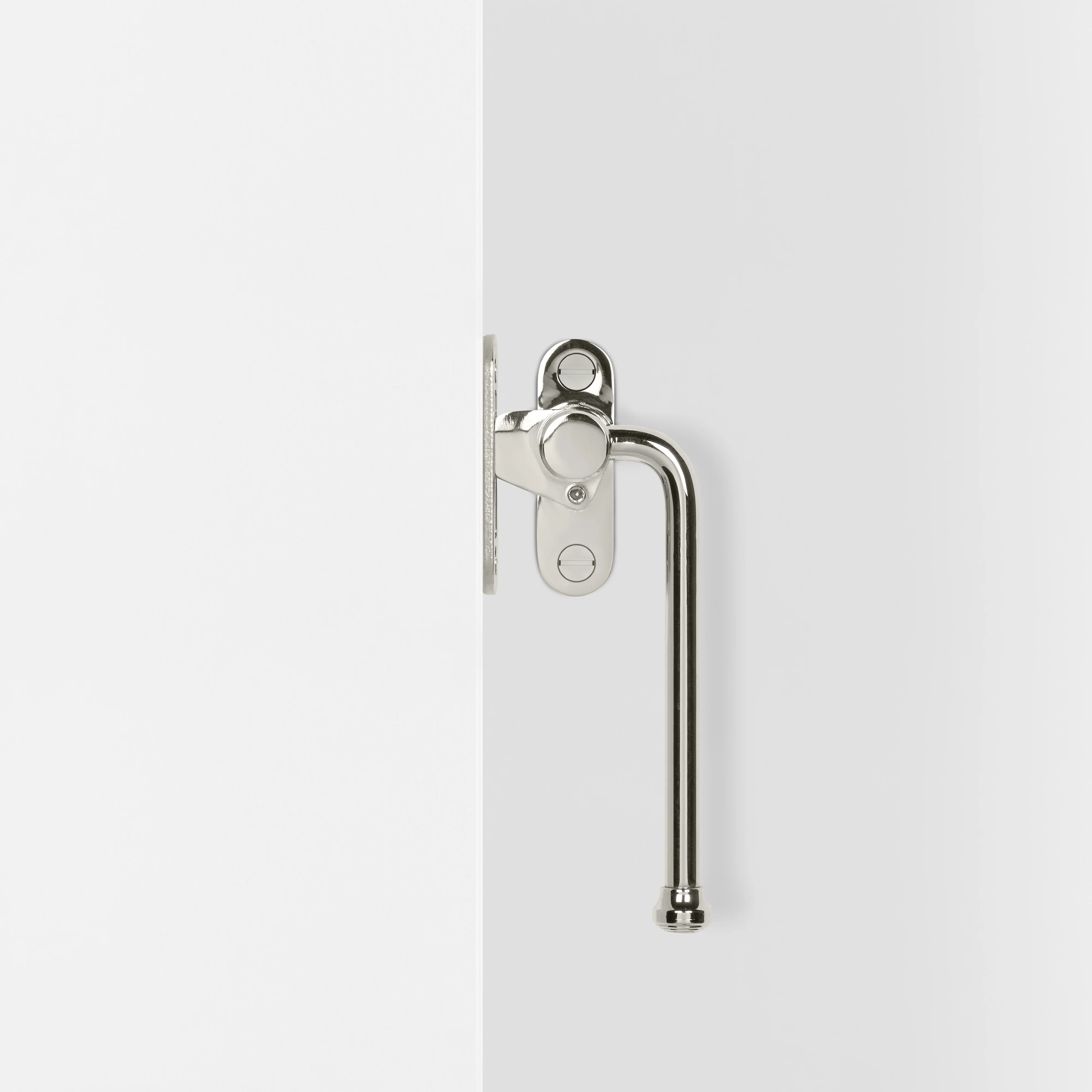Southbank Lockable Casement Window Handle With Plate Right - Polished Nickel - Image 2